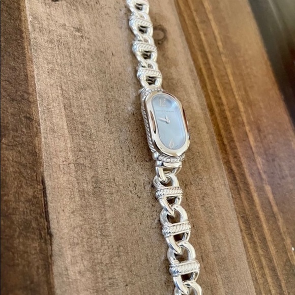 David Yurman Madison silver quartz watch - Picture 6 of 10